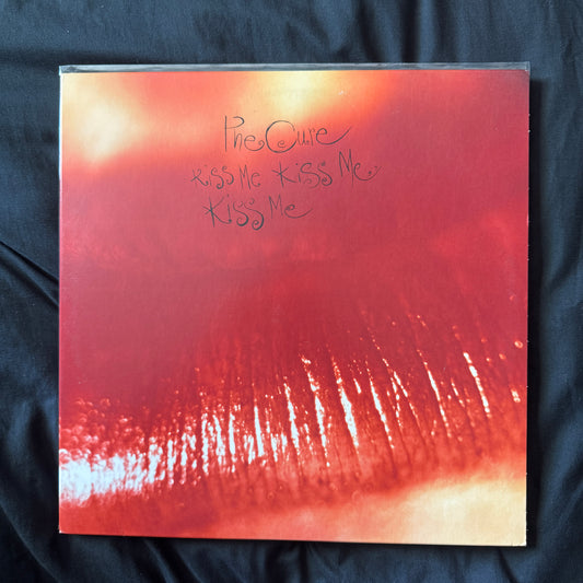 The Cure - Kiss me Kiss me Kiss me